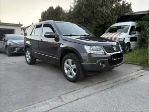 Suzuki Grand Vitara 2.4 Comfort