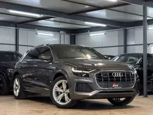 Audi Q8 50 TDI S LINE SPORT+*STADT*TOUR*ACC*KAME*1.H