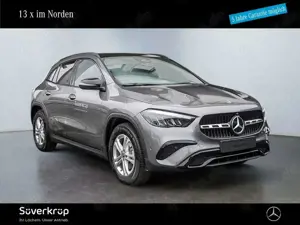 Mercedes-Benz GLA 200 d NIGHT PROGRESSIVE 360 AHK DISTR KAMERA