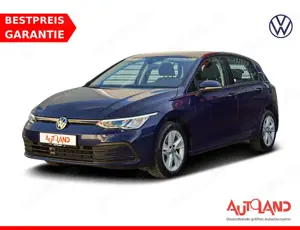 Volkswagen Golf VIII 1.5 16V TSI Life Standheizung LED Navi