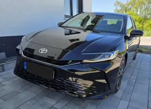 Toyota Camry 2.5 Hybrid XV 80 Pano / LED / Kamera / Leder