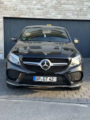 Mercedes-Benz GLE 500 Coupe 4Matic 9G-TRONIC Deutsches Fahrzeug Schwarz