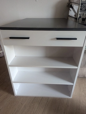 Tisch mit Ablage und Schubkasten 