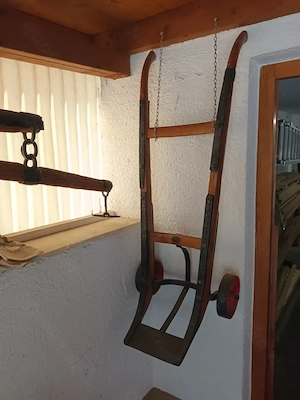Antike Sackkarre