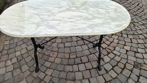 Bistrotisch