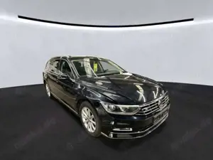 Volkswagen Passat 1.8 TSI R-Line*VIRTUAL*DSG*STAND-HZG*