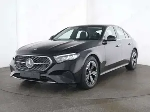 Mercedes-Benz E 220 d Avantgarde*LED*Panorama-SD*Distronic*