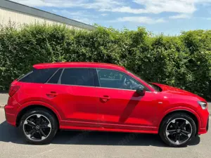 Audi Q2 Q2 35 TFSI S tronic 3xS-line GARANTIE MATRIX SCHECKHEFT