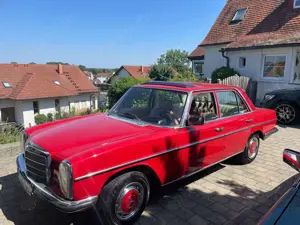 Mercedes-Benz W 114/115 Strich-Acht Mercedes-Benz 280 (W114) – Klassiker in Traumfarbe