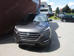 Hyundai TUCSON Style 2WD