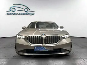 BMW 520 i Limousine Temp. HUD SHZ IQ AHK 2ZK 360°