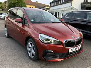 BMW 220 220 d xDrive Advantage Automatik - 7 Sitzer
