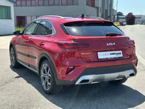 Kia XCeed Platinum Edition Plug-in Hybrid Sitzbe/AHK Bild 4