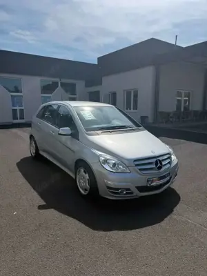Mercedes-Benz B 180 B 180 CDI (245.207)