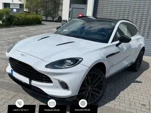 Aston Martin DBX 550 23 Zoll Sportauspuff Black Pack Panoramadach