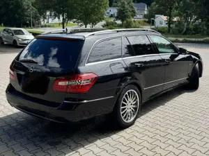 Mercedes-Benz E 250 E 250 T-Model