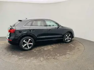 Audi Q3 2,0 TFSI quattro S-tronic Mit Garantie