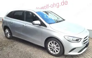 Mercedes-Benz B 200 7G-DCT Style Rückfahrkamera, CarPlay, Navi