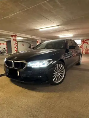 BMW 540 540i xDrive Touring Aut. Luxury Line