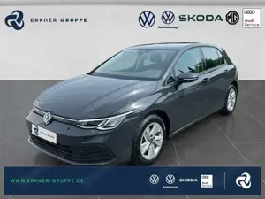 Volkswagen Golf VIII Lim. 1.5TSI Life+NAVI+LED+KLIMA+APP-Connec...