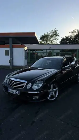 Mercedes-Benz E 320 T CDI 7G-TRONIC Avantgarde DPF