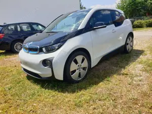 BMW i3 94AH Händler/Export HK HiFi Navi Bus.