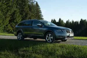 Skoda Octavia Combi 2.0 TDI 4x4 DSG Scout