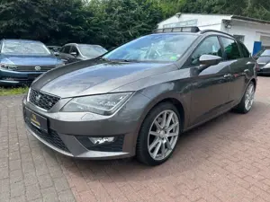 SEAT Leon ST FR *Pano*LED*Alcantara*ACC*Carplay*