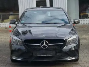 Mercedes-Benz CLA 200 CLA 200 CDI / Shooting Brake