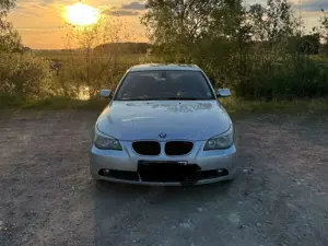 BMW 520 520i