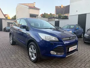 Ford Kuga Sync Edition 4X4 Allrad+AHK+PDC+SHZ
