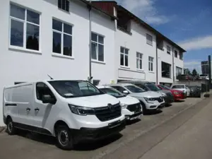 Renault Trafic L2H1 3,1t Komfort dci 110 Klima Bluetooth PDC hinten Kamera Holzboden Seitenverkleidu