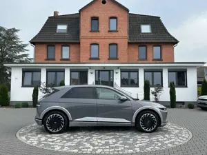 Hyundai IONIQ 5 Uniq 4WD PIXEL HUD BOSE 360° AHK 77,4KWh