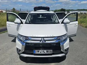 Mitsubishi Outlander 2.2 4WD Aut. | TOP | TÜV  Service NEU