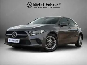 Mercedes-Benz A 180 -Klasse Business 6-Gang Navi