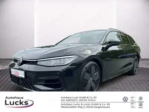 Volkswagen Passat Variant R-Line 2.0 l TSI Black Style DSG AZV DCC NAVI