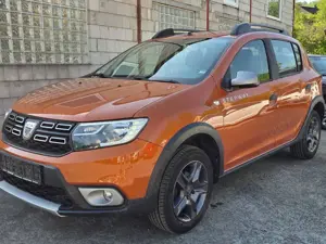 Dacia Sandero Stepway Celebration 1Hand