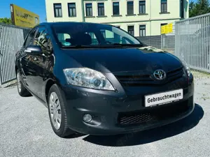 Toyota Auris Life 123000 KM KLIMA AHK TÜV NEU