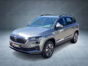 Skoda Karoq Tour 2.0l TDI DSG AHK/NAVI/ACC/RFK/PDC