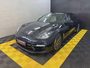 Porsche Panamera Turbo S+Head-Up+Soft-Close+ACC+Panorama