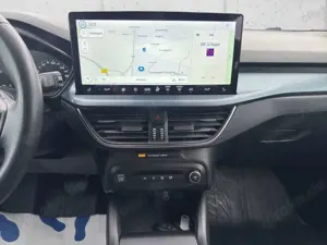 Ford Focus 1.5 Active Facelift LED Navi Kamera Tita