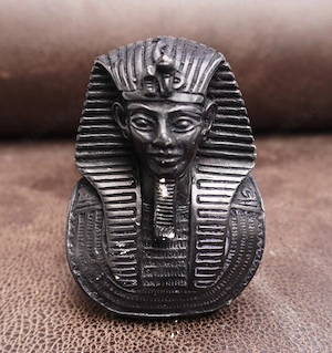 Tutanchamun-Stein-Büstenminiatur, 9 x 7 cm