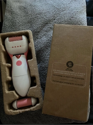 Hornhautentferner batteriebetrieben+extra Rollenaufsatz