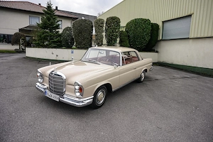 Mercedes Benz W111 220 SEBC (1963)