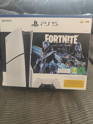 PlayStation5 + drei Spiele
