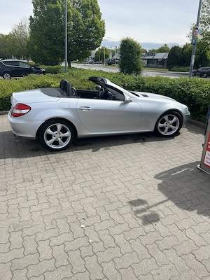 Mercedes SLK R 171 Top TÜV und Dach neu.Sehr gepflegt