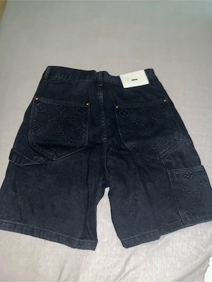 Kurze Jeans Short
