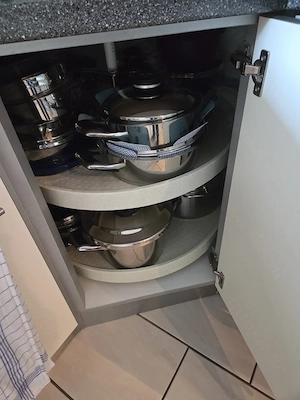 Hochwertige Einbauküche in U-Form mit Miele-Geräten U-Form ca.10m NP ca. 20.000 00 Bild 5