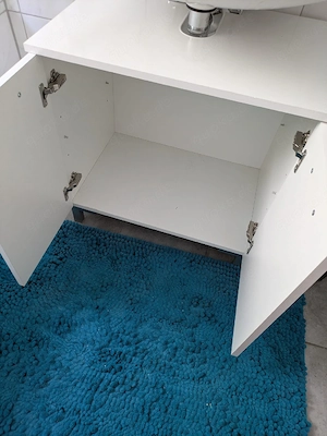 Waschbeckenunterschrank 