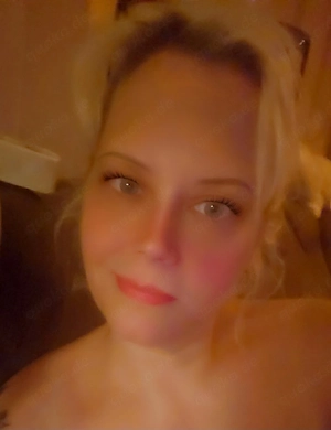 Mollige MILF   Sinnliche Online-Unterhaltung ohne Treffen